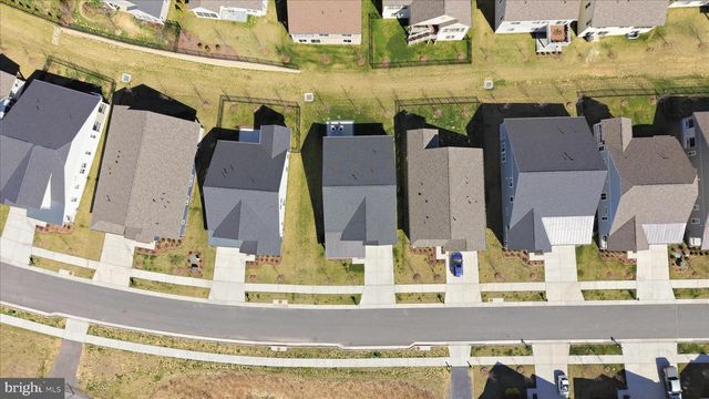 123 COWBIRD ST, Lake Frederick, VA 22630