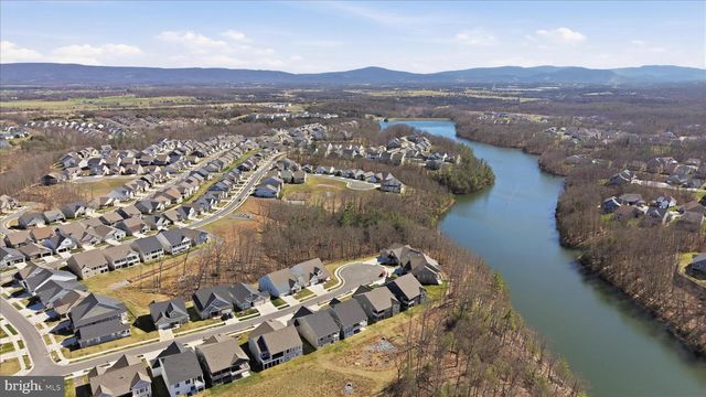 123 COWBIRD ST, Lake Frederick, VA 22630