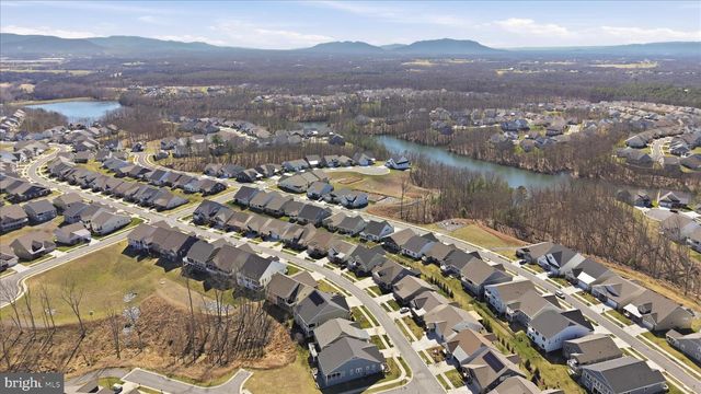 123 COWBIRD ST, Lake Frederick, VA 22630