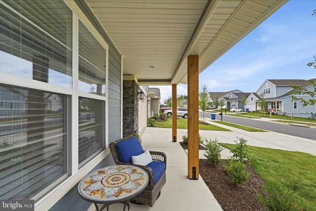 123 COWBIRD ST, Lake Frederick, VA 22630