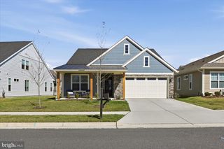 123 COWBIRD ST, Lake Frederick, VA 22630