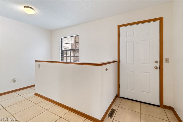 732 Vernon Odom Boulevard, Akron, OH 44307