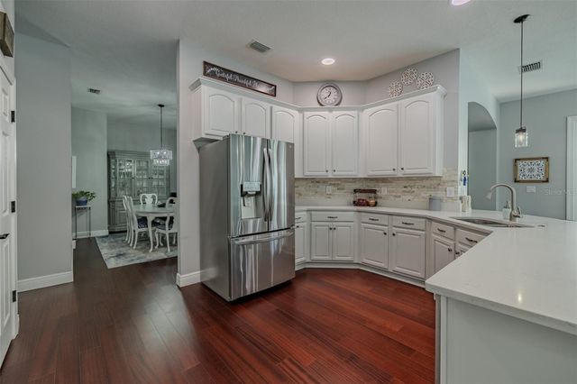 10537 MARTINIQUE ISLE DRIVE, Tampa, FL 33647