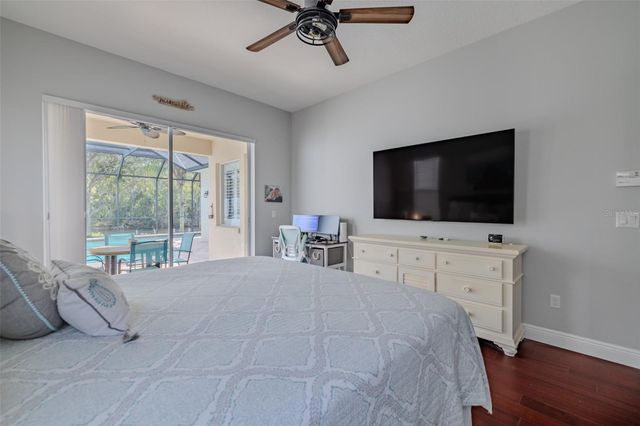 10537 MARTINIQUE ISLE DRIVE, Tampa, FL 33647