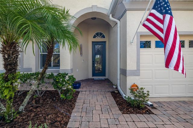 10537 MARTINIQUE ISLE DRIVE, Tampa, FL 33647