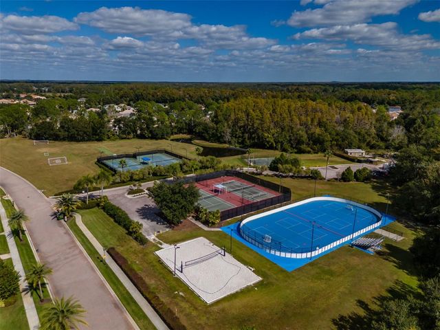 10537 MARTINIQUE ISLE DRIVE, Tampa, FL 33647