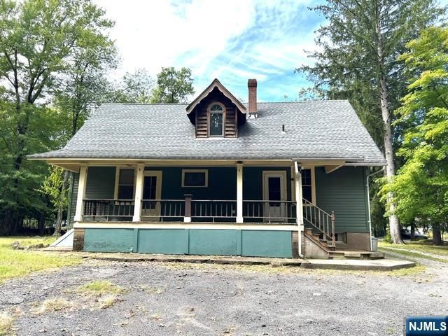 440 Cedar Lane, River Vale, NJ 07675