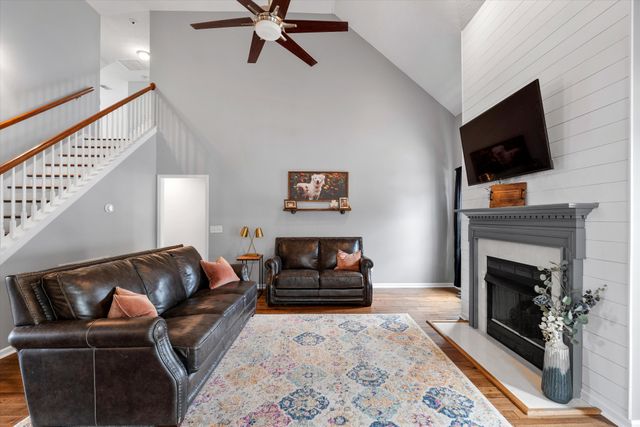 3264 Colchester Cir, Lebanon, TN 37087