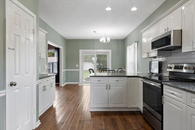 3264 Colchester Cir, Lebanon, TN 37087