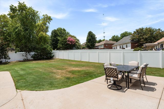 3264 Colchester Cir, Lebanon, TN 37087