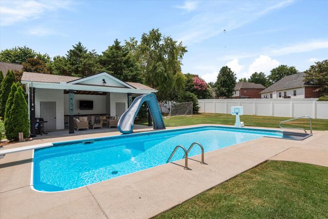3264 Colchester Cir, Lebanon, TN 37087