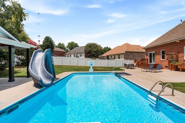 3264 Colchester Cir, Lebanon, TN 37087