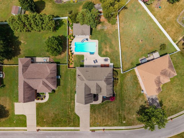 3264 Colchester Cir, Lebanon, TN 37087