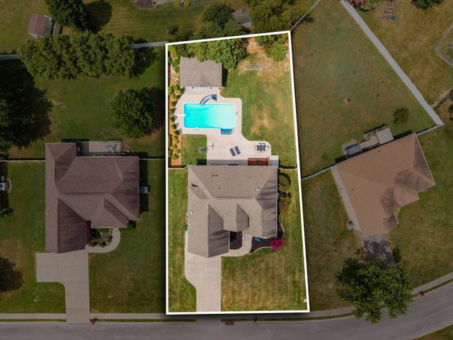 3264 Colchester Cir, Lebanon, TN 37087