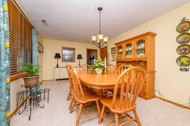 6904 W County Road 500 North, Muncie, IN 47304