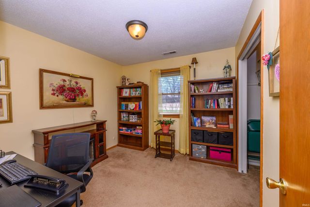 6904 W County Road 500 North, Muncie, IN 47304