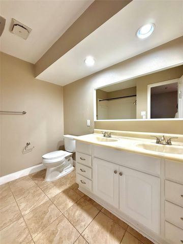 12625 Memorial Drive 25, Houston, TX 77024