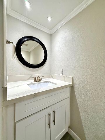 12625 Memorial Drive 25, Houston, TX 77024