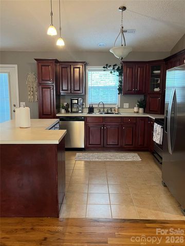 153 Deer Creek Drive, Hudson, NC 28638