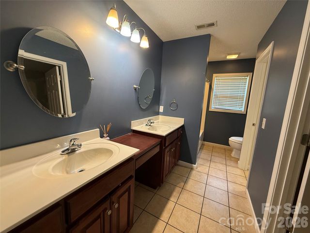153 Deer Creek Drive, Hudson, NC 28638