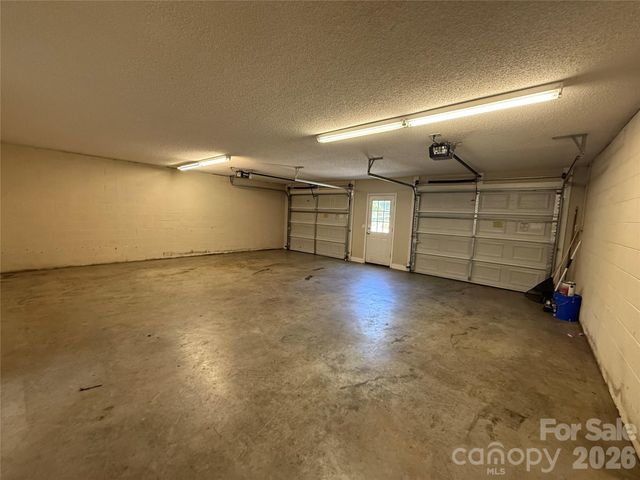153 Deer Creek Drive, Hudson, NC 28638