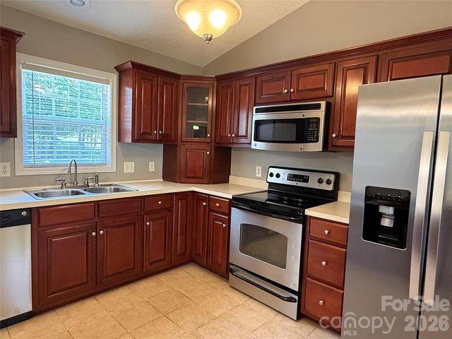 153 Deer Creek Drive, Hudson, NC 28638