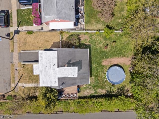 9 Leopold Ter, Clifton City, NJ 07011