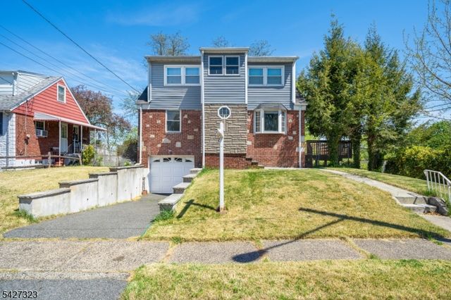 9 Leopold Ter, Clifton City, NJ 07011