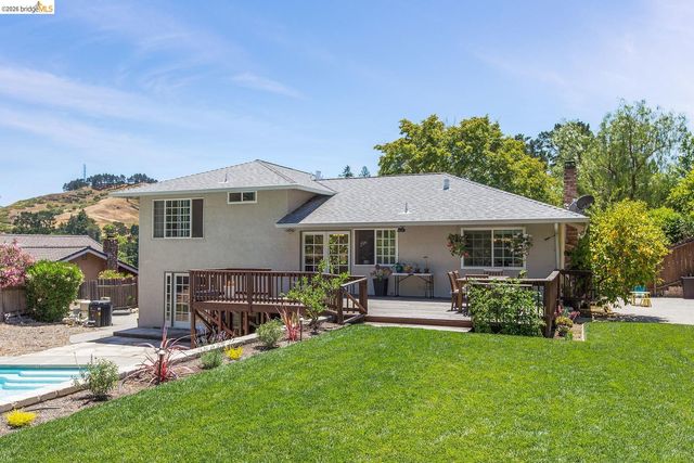 147 Natalie DR, Moraga, CA 94556