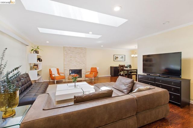 147 Natalie DR, Moraga, CA 94556