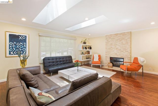 147 Natalie DR, Moraga, CA 94556