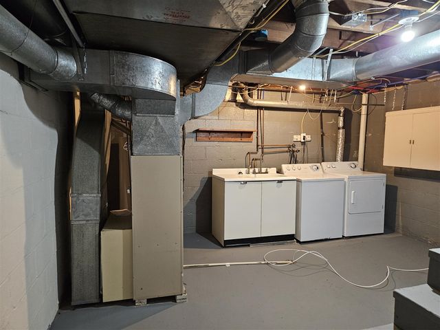 702 Leland Court, Adrian, MI 49221