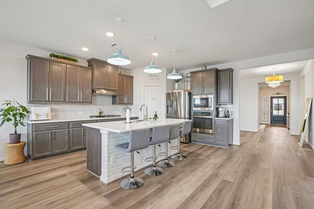 415 Barrios Bay Lane, La Porte, TX 77571