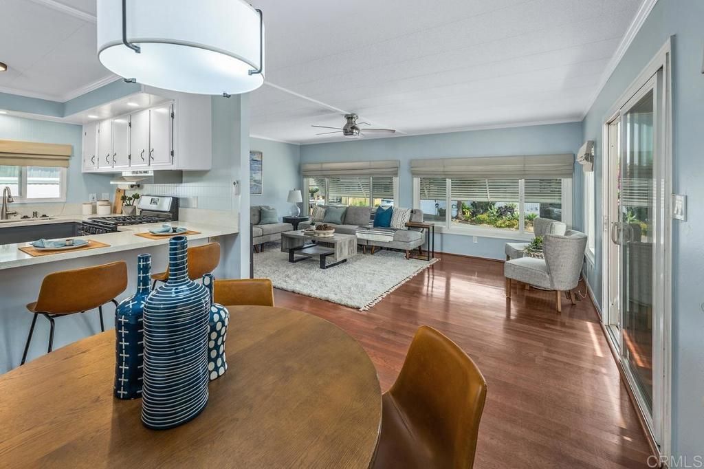 Image 12 of property listing at 6460 Convoy Court SPC 238, San Diego, CA 92117