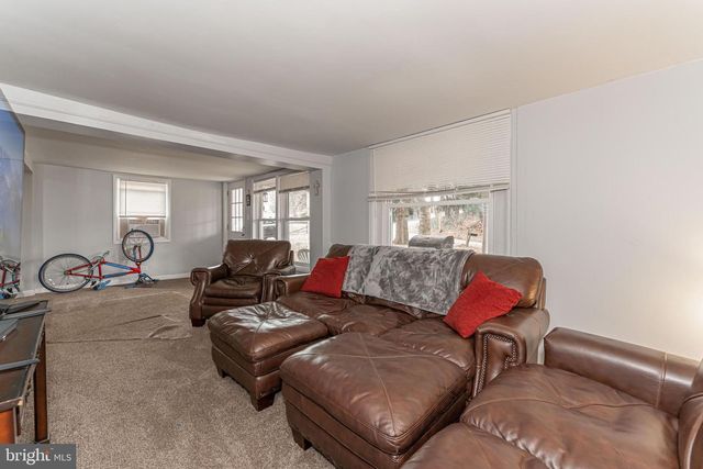 801 BETHEL AVE, Aston, PA 19014