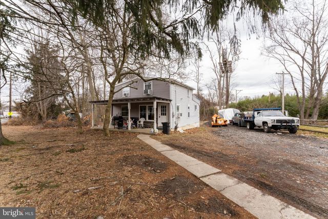 801 BETHEL AVE, Aston, PA 19014