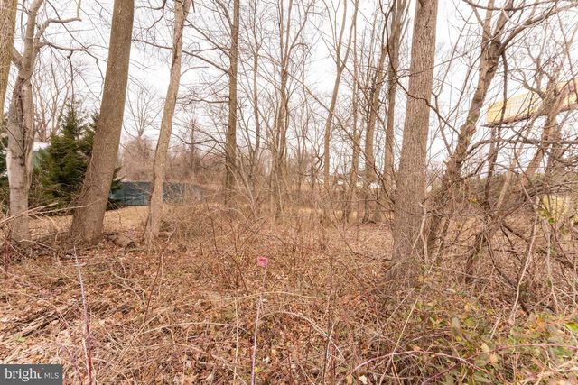 801 BETHEL AVE, Aston, PA 19014