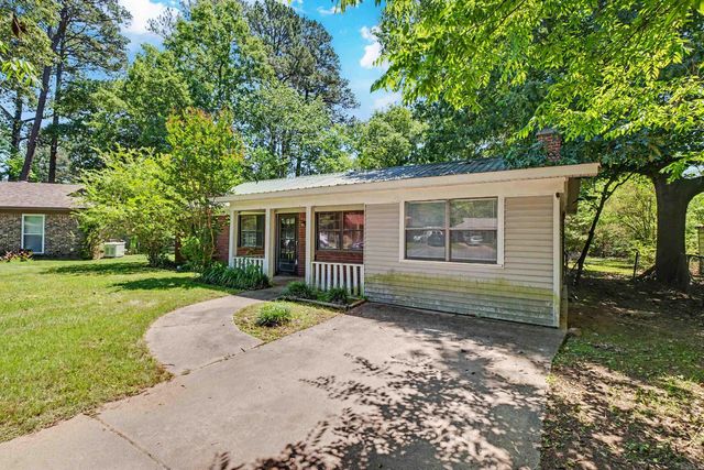 3 Shari Ct., Little Rock, AR 72204