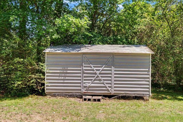 3 Shari Ct., Little Rock, AR 72204