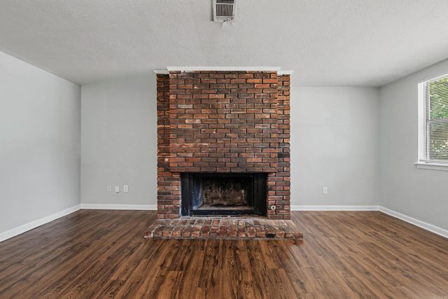 3 Shari Ct., Little Rock, AR 72204