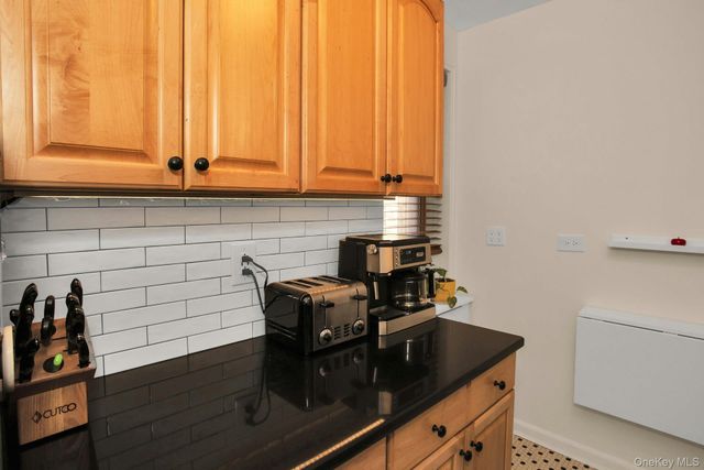 34-49 81st Street 2R, Jackson Heights, NY 11372