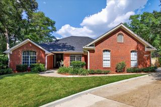 1867 Easton Forest Drive, Tallahassee, FL 32317