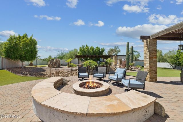 5847 E Quail Track Drive, Scottsdale, AZ 85266