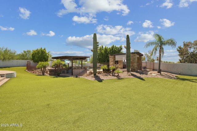 5847 E Quail Track Drive, Scottsdale, AZ 85266