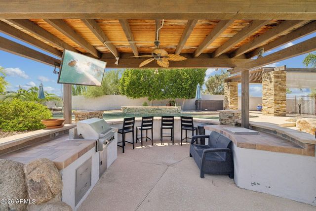 5847 E Quail Track Drive, Scottsdale, AZ 85266