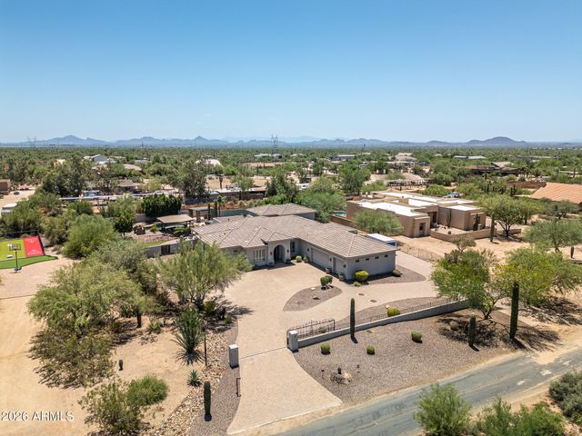 5847 E Quail Track Drive, Scottsdale, AZ 85266