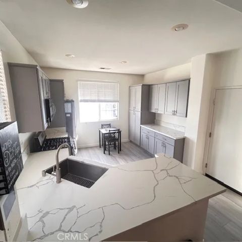 747 Camino De Oro, San Jacinto, CA 92583