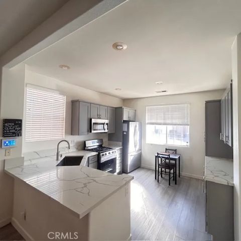 747 Camino De Oro, San Jacinto, CA 92583