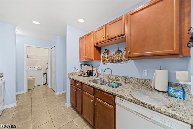1243 Earnest ST E, Lehigh Acres, FL 33974