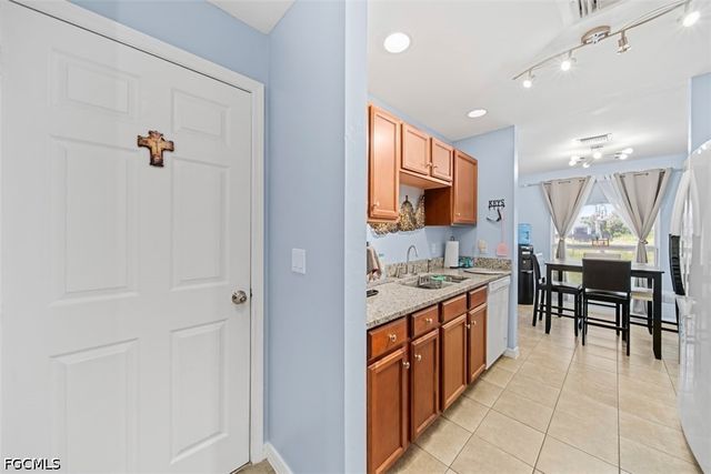 1243 Earnest ST E, Lehigh Acres, FL 33974